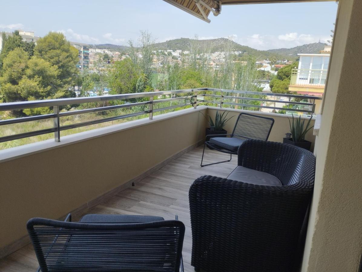 Atico Frente Al Mar Con Parking Para 5 Personas Calafell Exterior photo